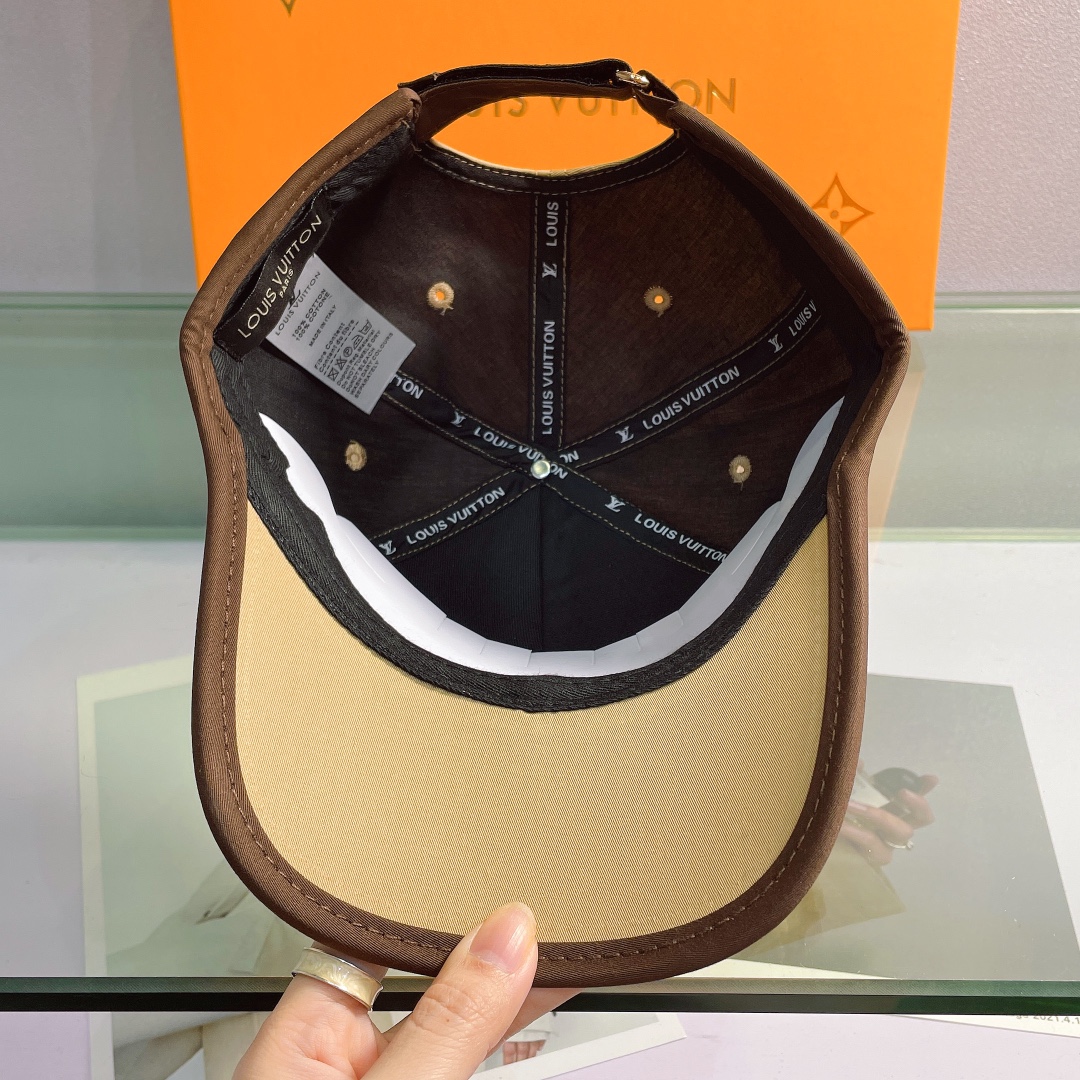 Louis Vuitton Aerogram Cotton Cap In Brown