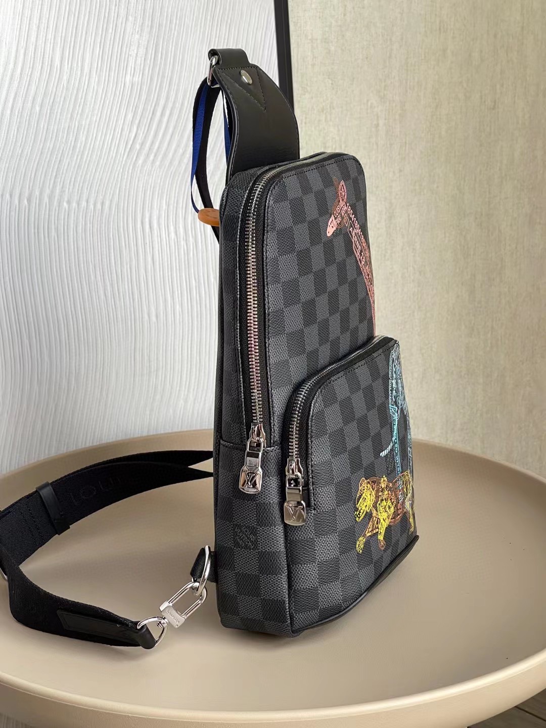 Louis Vuitton Avenue Sling Bag Damier Graphite For Men, Men’s Bags, Crossbody Bags 12.2in/31cm
