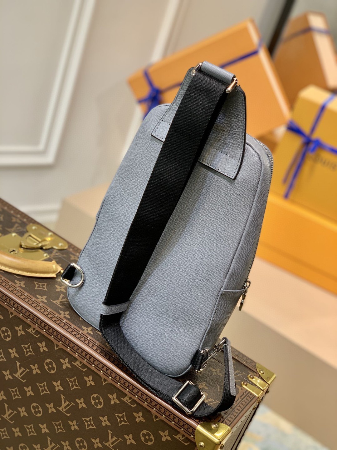 Louis Vuitton Avenue Sling Bag Taiga Grey For Men, Men’s Bags, Crossbody Bags 12.2in/31cm