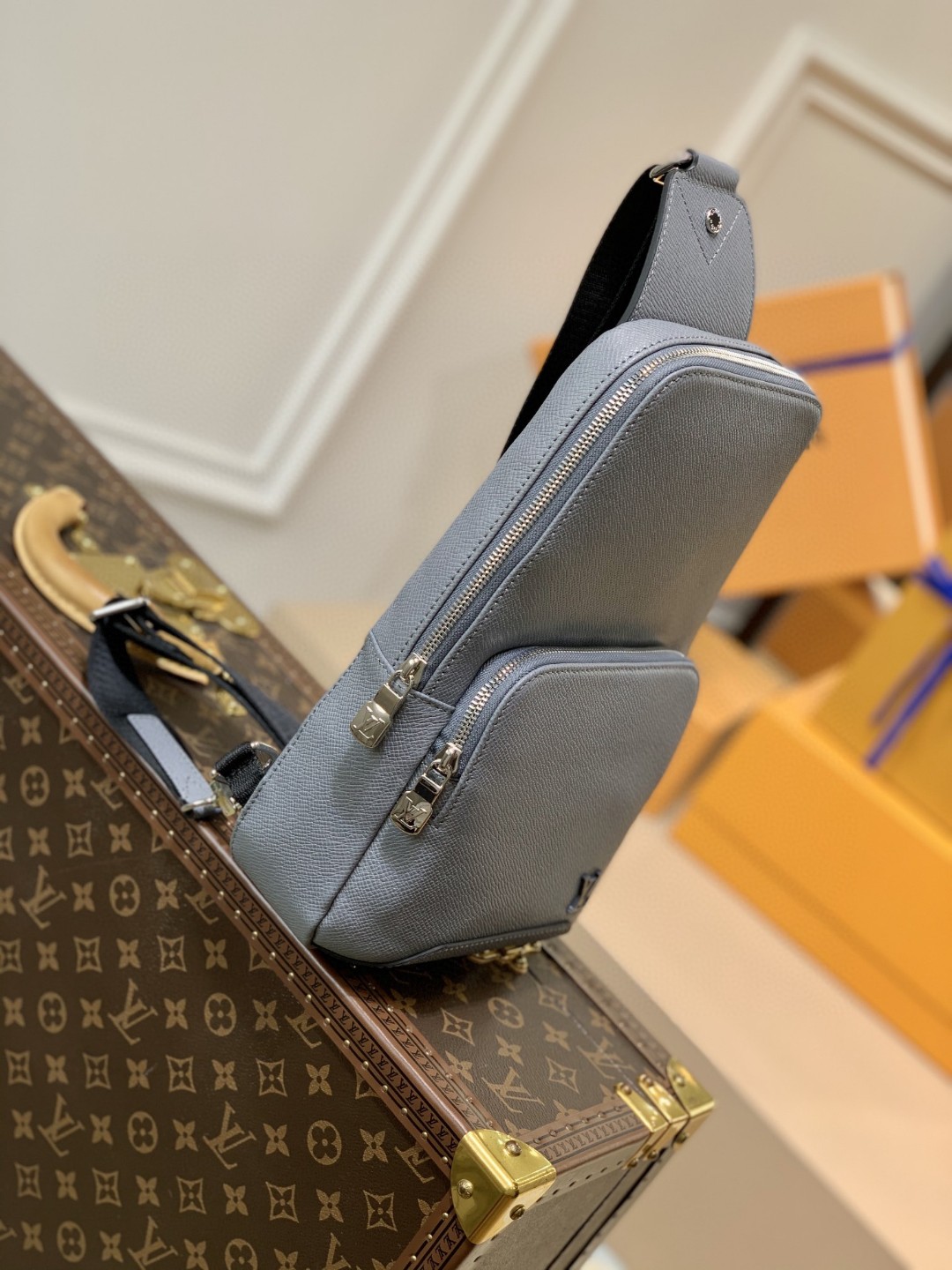 Louis Vuitton Avenue Sling Bag Taiga Grey For Men, Men’s Bags, Crossbody Bags 12.2in/31cm
