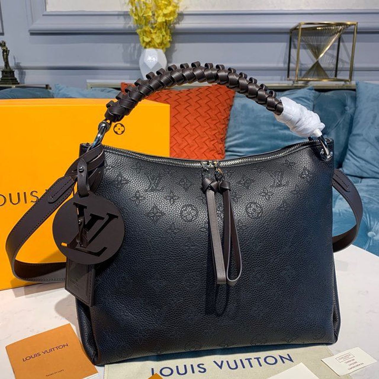 Louis Vuitton Beaubourg Hobo MM Black For Women, Women’s Handbags, Shoulder And Crossbody Bags 12.6in/32cm