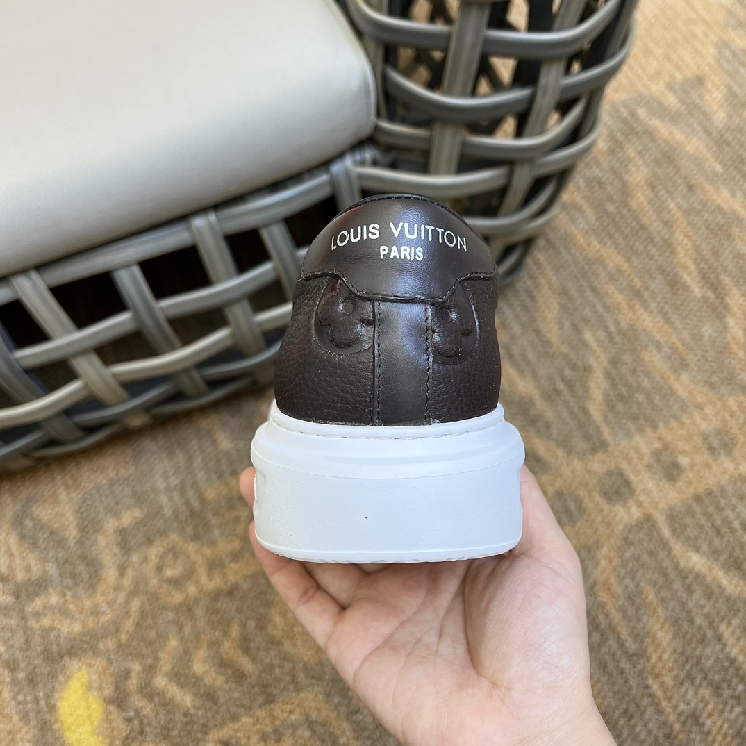 Louis Vuitton Beverly Hills Grained On Brown For Men