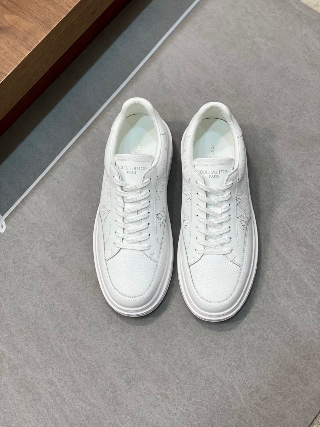 Louis Vuitton Beverly Hills Sneaker White For Men 1AAQS9