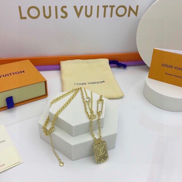 Louis Vuitton Big Tag LV Necklace Gold Tone For Women