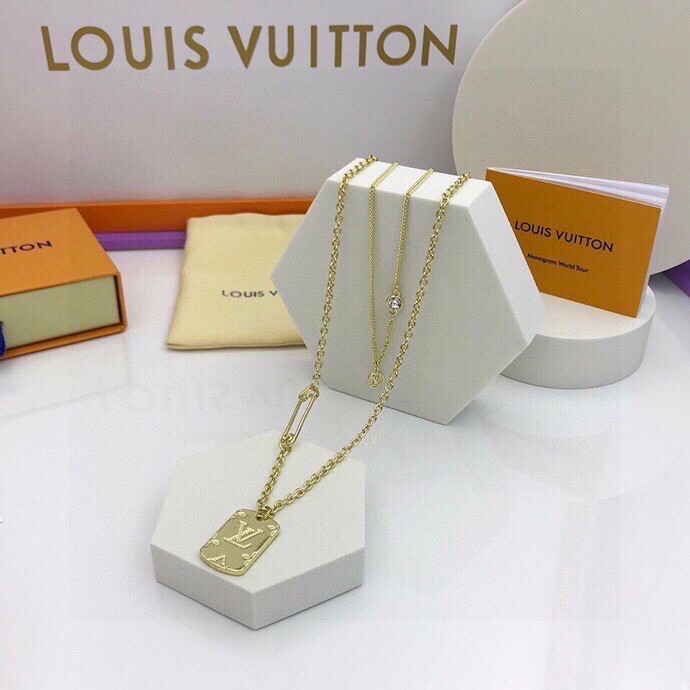 Louis Vuitton Big Tag LV Necklace Gold Tone For Women