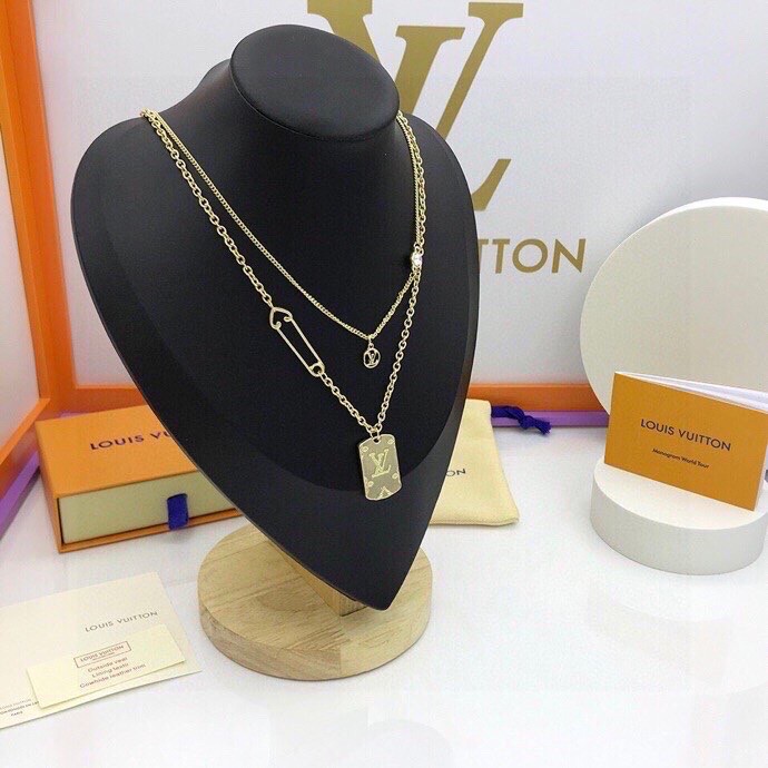 Louis Vuitton Big Tag LV Necklace Gold Tone For Women