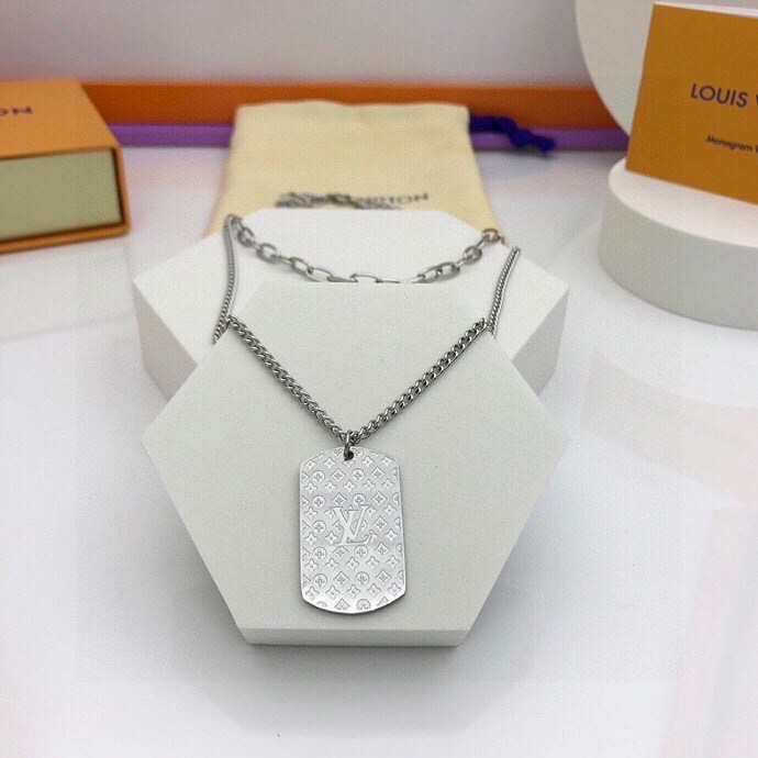 Louis Vuitton Big Tag LV Necklace Silver Tone For Women