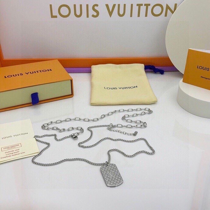 Louis Vuitton Big Tag LV Necklace Silver Tone For Women