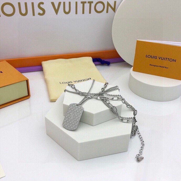 Louis Vuitton Big Tag LV Necklace Silver Tone For Women