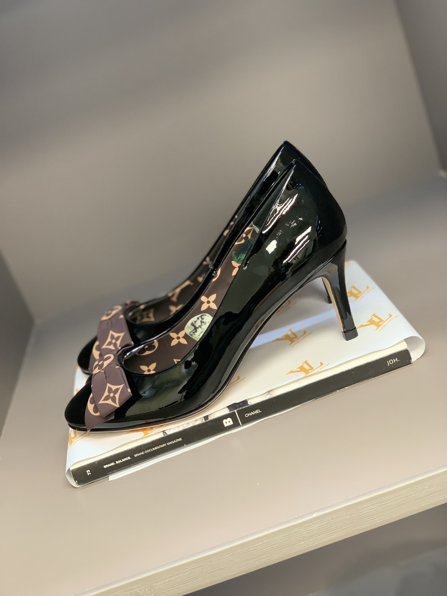 Louis Vuitton Bow LV Pumps Black For Women
