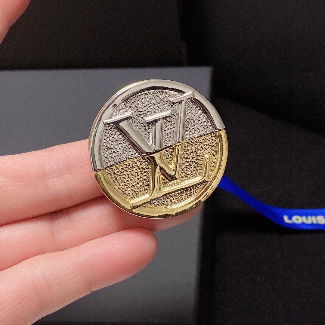 Louis Vuitton Brooch