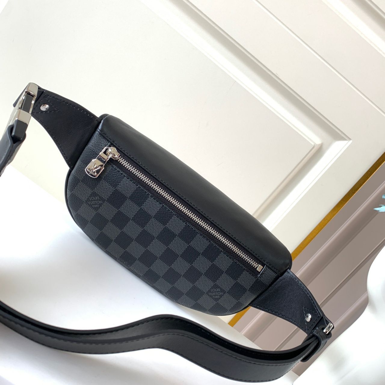Louis Vuitton Campus Bumbag Damier Graphite Canvas For Men, Men’s Bags 10.2in/26cm