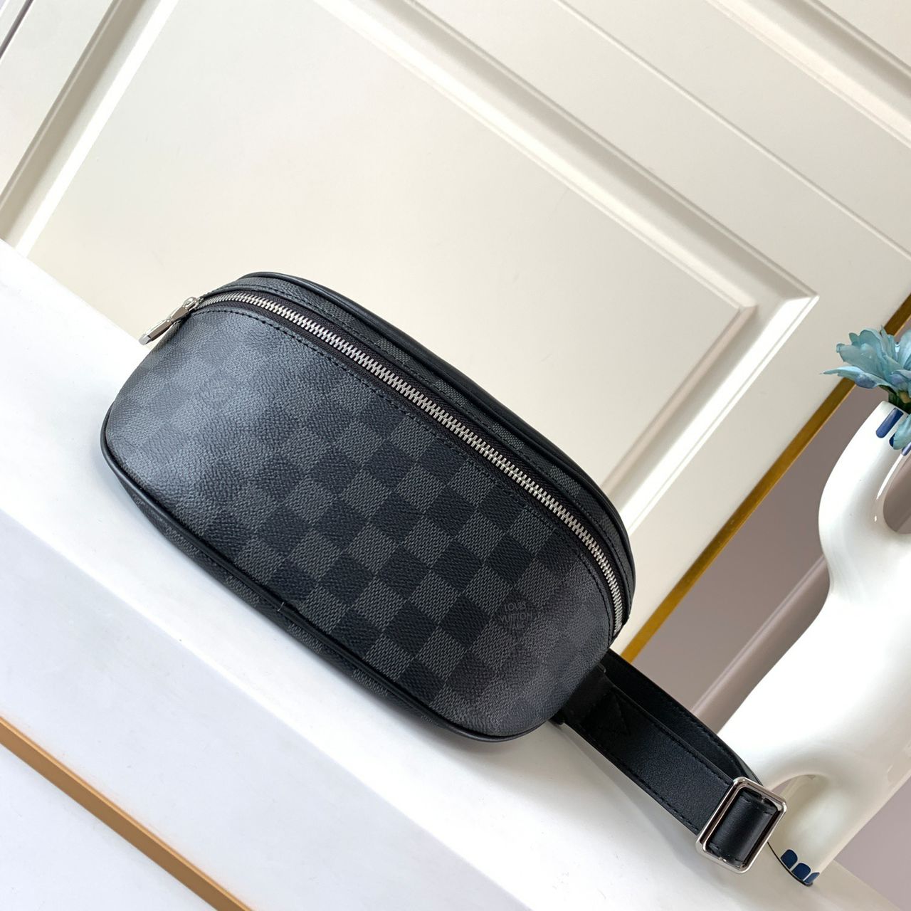 Louis Vuitton Campus Bumbag Damier Graphite Canvas For Men, Men’s Bags 10.2in/26cm