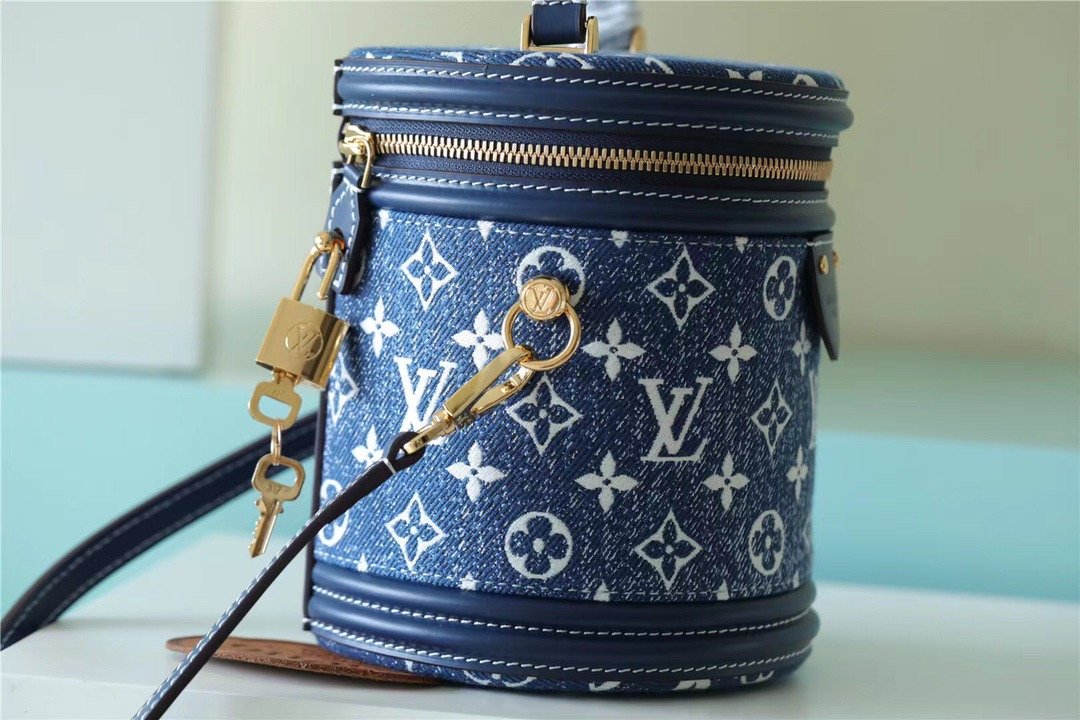 Louis Vuitton Cannes Monogram Denim By Nicolas Ghesquiere For Women, Women’s Bags, Shoulder And Crossbody Bags 6.7in/17cm LV