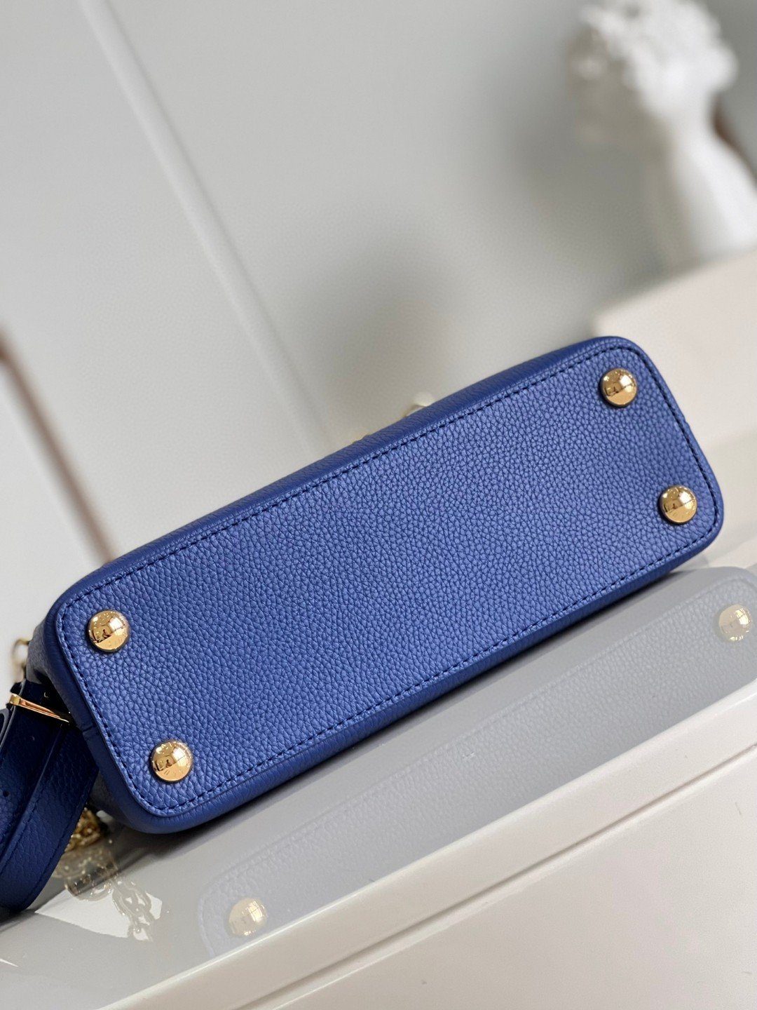 Louis Vuitton Capucines BB Blue For Women, Women’s Handbags, Shoulder Bags And Crossbody Bags 10.6in/27cm LV