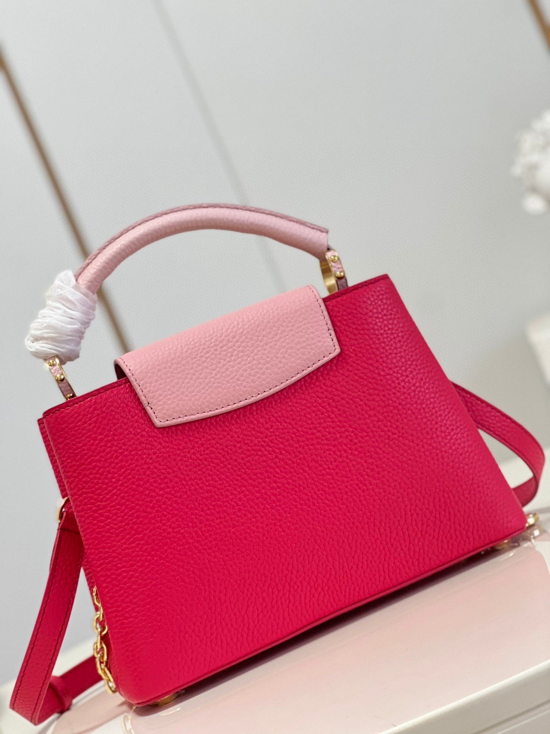 Louis Vuitton Capucines BB Hot Pink For Women, Women’s Handbags, Shoulder Bags And Crossbody Bags 10.6in/27cm LV