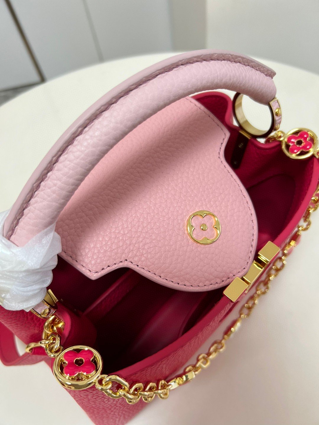 Louis Vuitton Capucines BB Hot Pink For Women, Women’s Handbags, Shoulder Bags And Crossbody Bags 10.6in/27cm LV