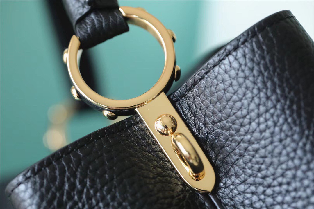 Louis Vuitton Capucines BB Taurillon Black For Women, Women’s Handbags, Shoulder And Crossbody Bags 26cm/10.6in LV