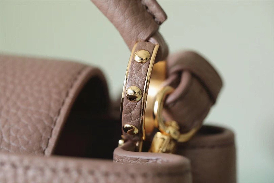 Louis Vuitton Capucines BB Taurillon Light Brown For Women, Women’s Handbags, Shoulder And Crossbody Bags 26cm/10.6in LV