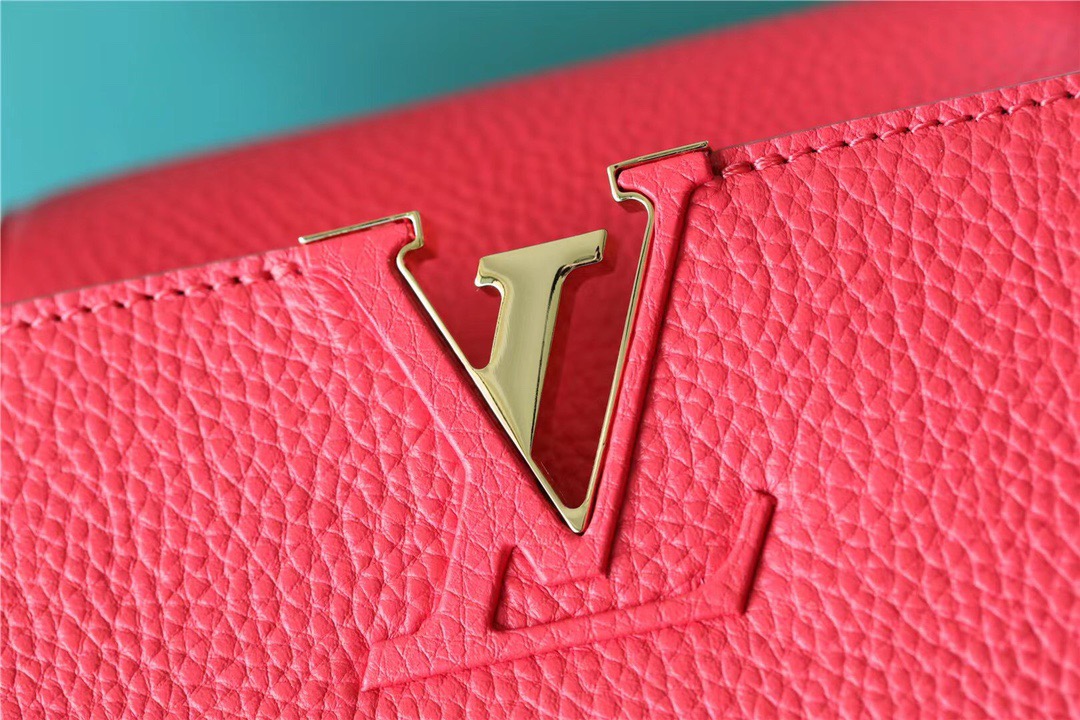 Louis Vuitton Capucines BB Taurillon Red For Women, Women’s Bags, Shoulder And Crossbody Bags 10.6in/27cm LV