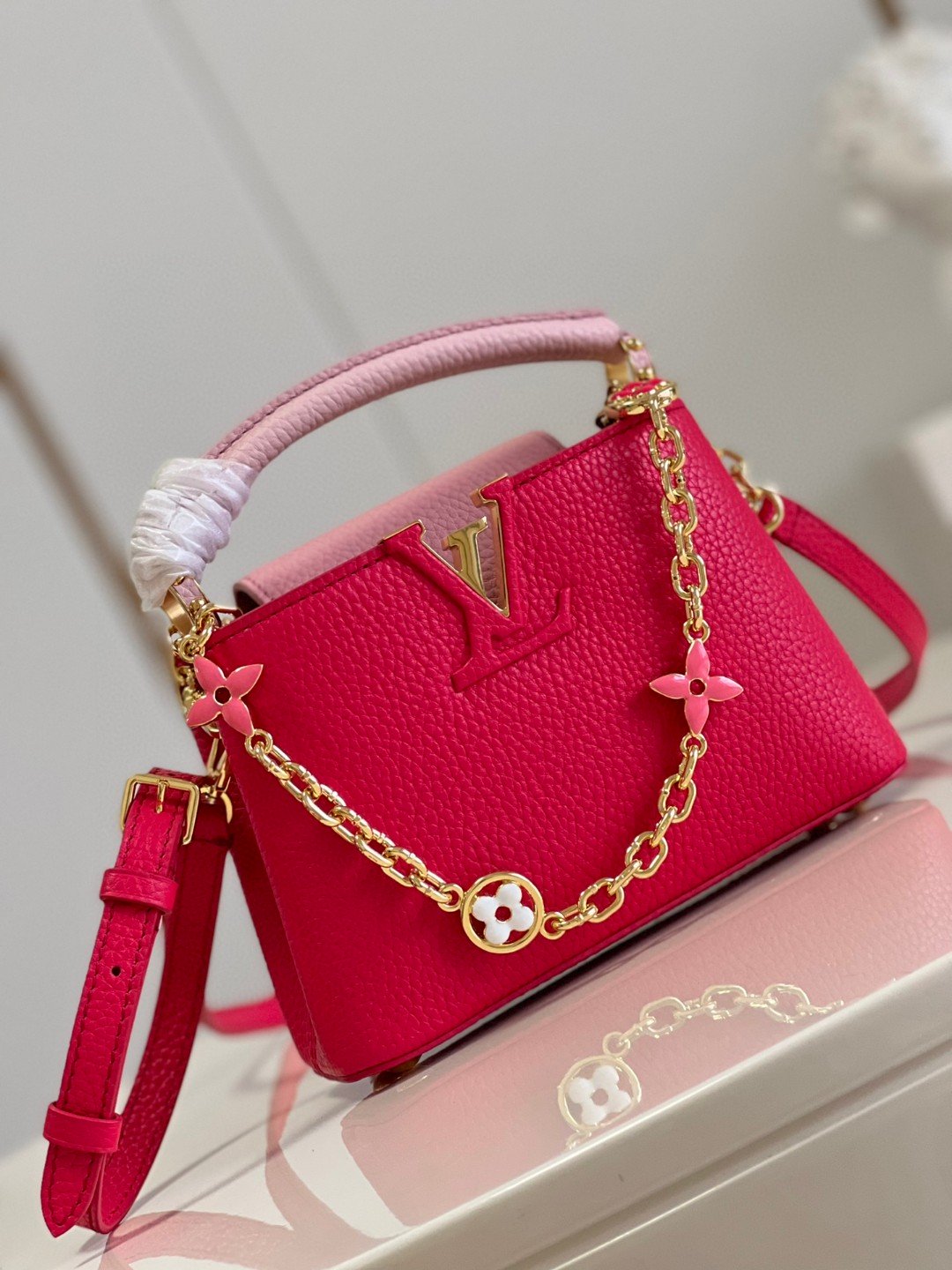 Louis Vuitton Capucines Mini Hot Pink For Women, Women’s Handbags, Shoulder Bags And Crossbody Bags 8.3in/21cm LV