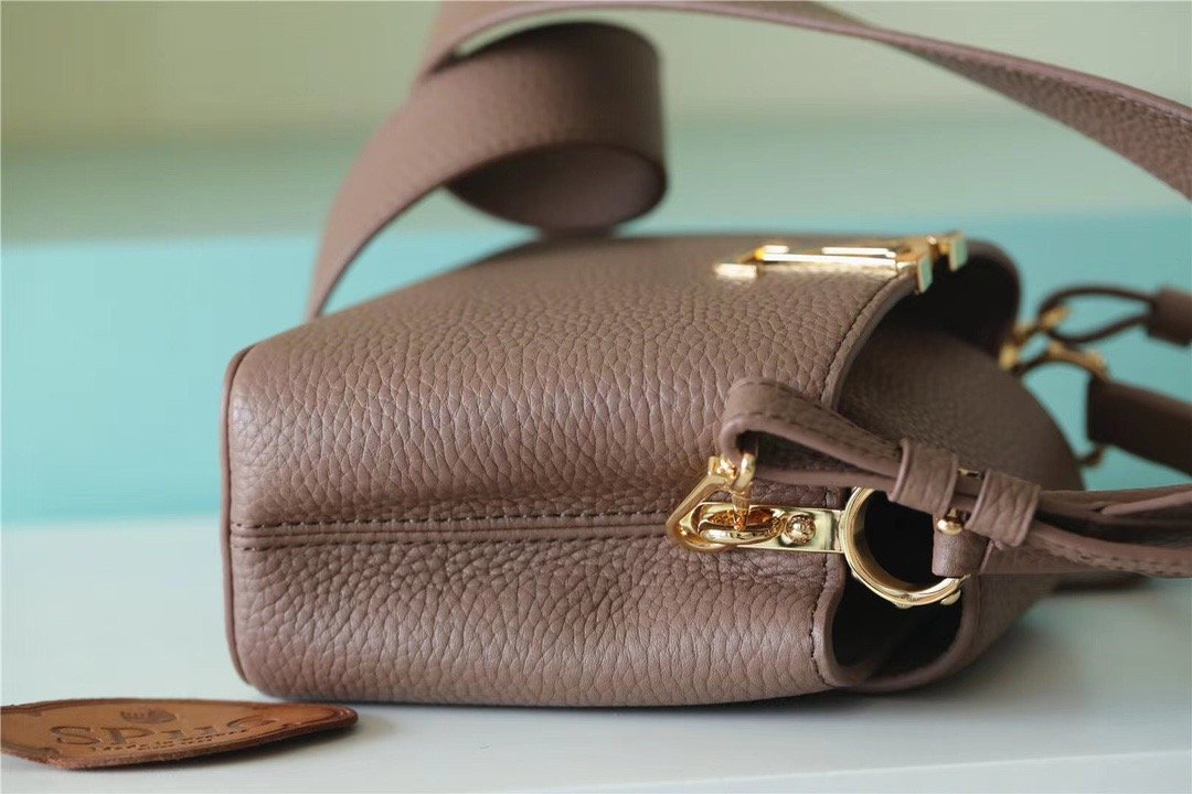 Louis Vuitton Capucines Mini Taurillon Light Brown For Women, Women’s Handbags, Shoulder And Crossbody Bags 21cm/8.3in