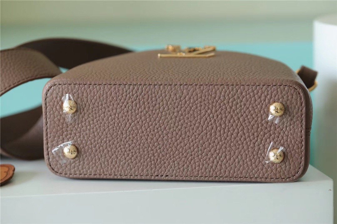 Louis Vuitton Capucines Mini Taurillon Light Brown For Women, Women’s Handbags, Shoulder And Crossbody Bags 21cm/8.3in