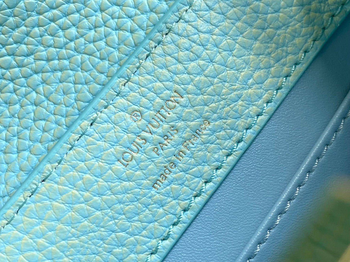 Louis Vuitton Capucines Mini White For Women, Women’s Handbags, Shoulder Bags And Crossbody Bags 8.3in/21cm