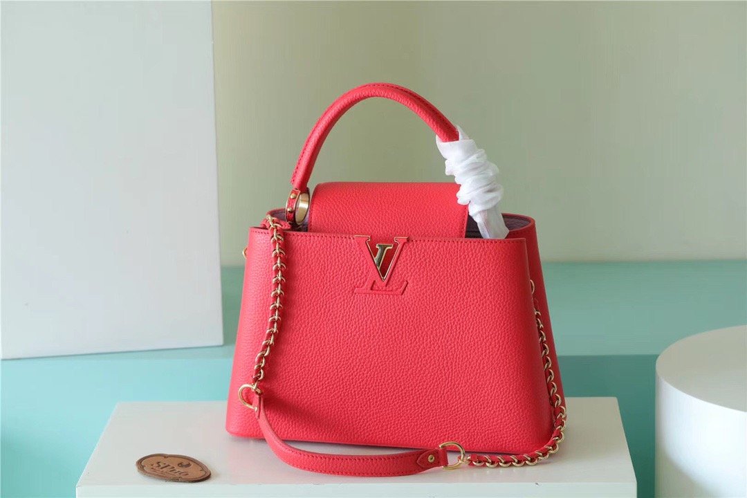 Louis Vuitton Capucines MM Taurillon Red For Women, Women’s Bags, Shoulder And Crossbody Bags 12.4in/31.5cm LV 