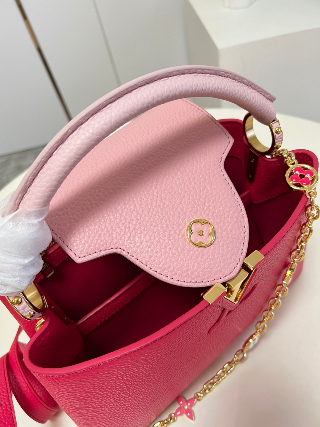 Louis Vuitton Capuciness MM Handbag Hot Pink For Women, Women’s Handbags, Shoulder Bags And Crossbody Bags 12.4in/32cm LV