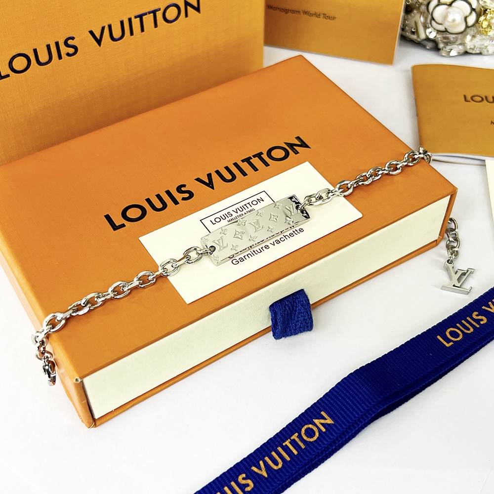 Louis Vuitton Chain Bracelet Silver For Women