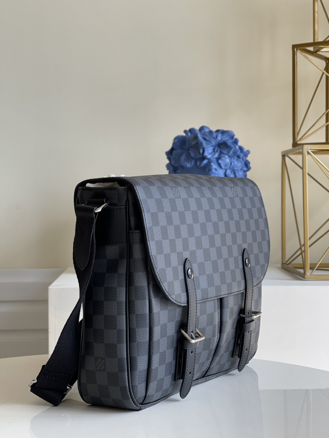 Louis Vuitton Christopher Messenger Bag Damier Graphite Canvas For Men, Men’s Bags, Shoulder And Crossbody Bags 13in/33cm