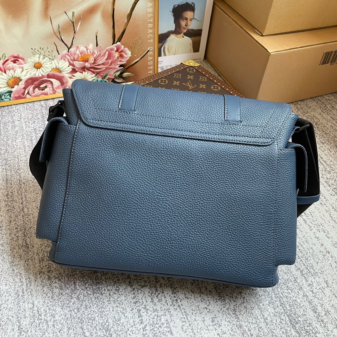 Louis Vuitton Christopher Messenger Taurillon Blue For Men, Men’s Bags, Shoulder And Crossbody Bags 11.4in/29cm