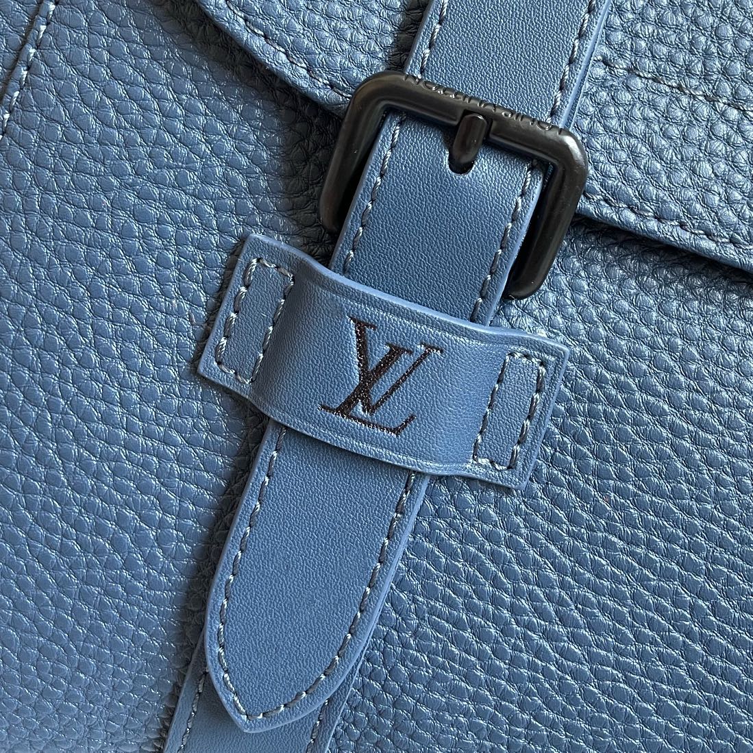 Louis Vuitton Christopher Messenger Taurillon Blue For Men, Men’s Bags, Shoulder And Crossbody Bags 11.4in/29cm