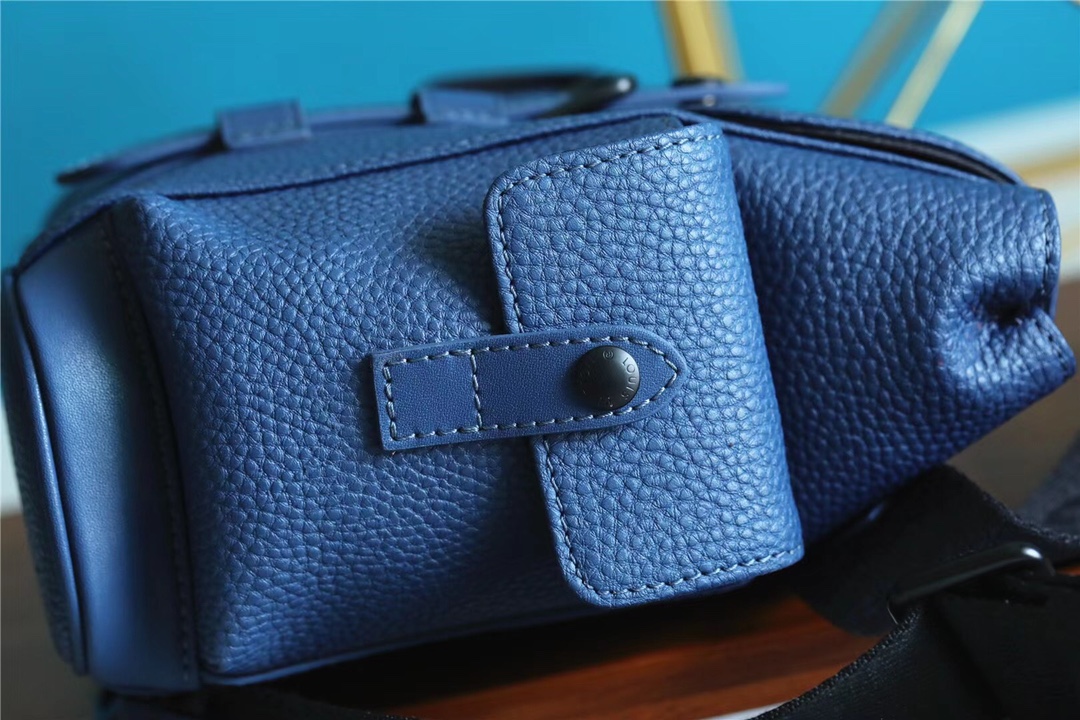 Louis Vuitton Christopher XS Taurillon Blue For Men, Men’s Bags, Shoulder And Crossbody Bags 7.7in/19.5cm LV