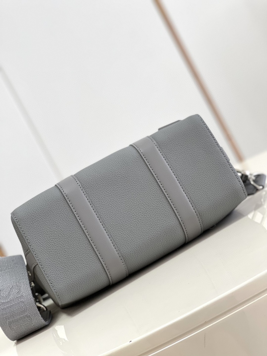 Louis Vuitton City Keepall Aerogram Grey For Men, Men’s Bags, Shoulder And Crossbody Bags 10.6in/27cm