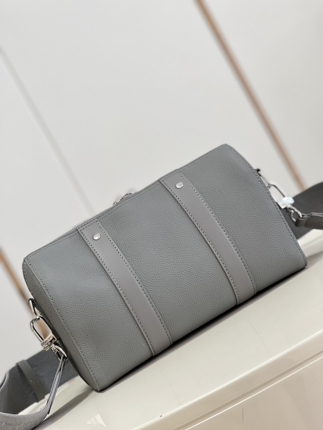 Louis Vuitton City Keepall Aerogram Grey For Men, Men’s Bags, Shoulder And Crossbody Bags 10.6in/27cm