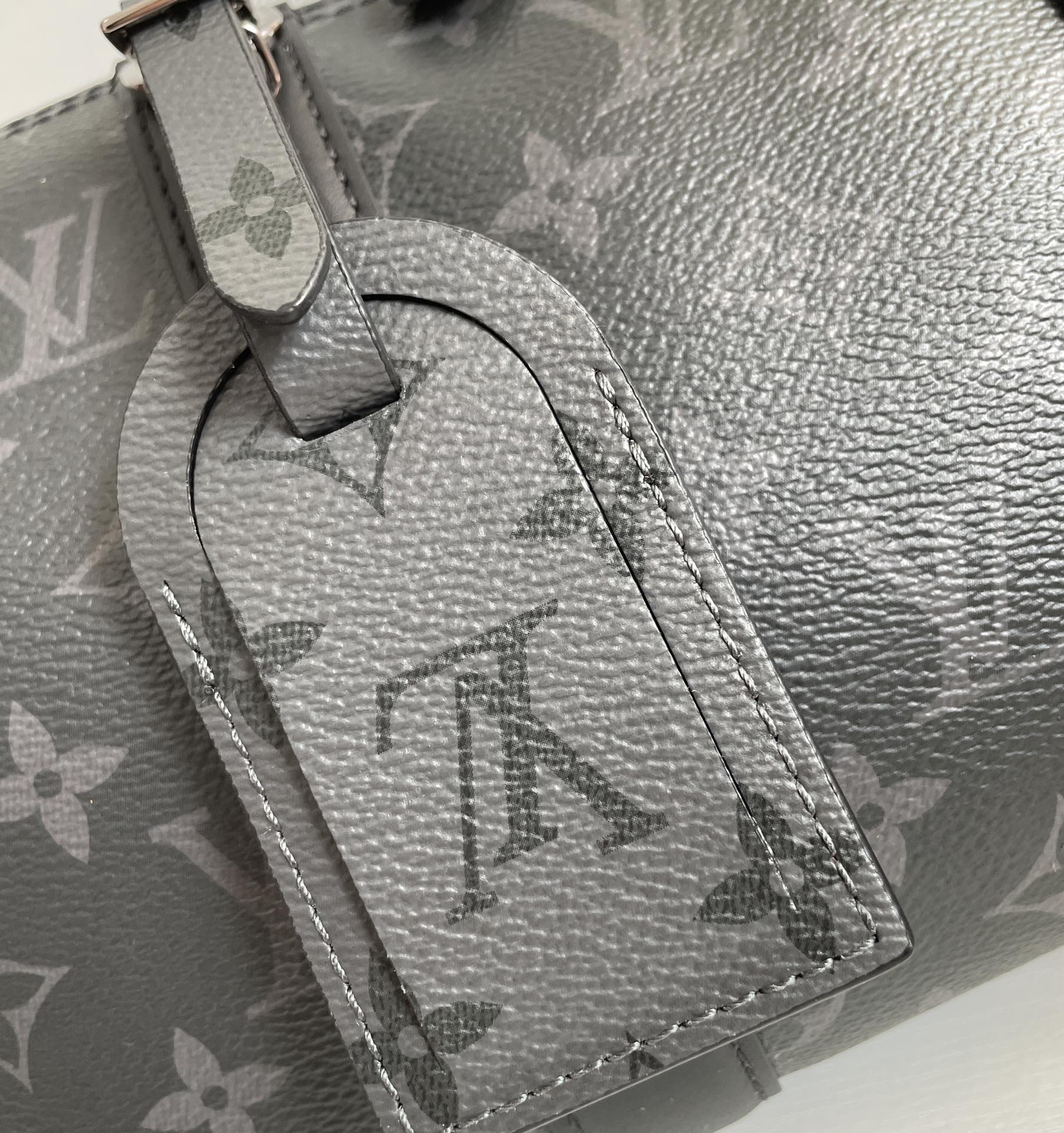 Louis Vuitton City Keepall Monogram Eclipse/Monogram Eclipse Reverse For Men, Men’s Bags, Shoulder And Crossbody Bags 10.6in/27cm