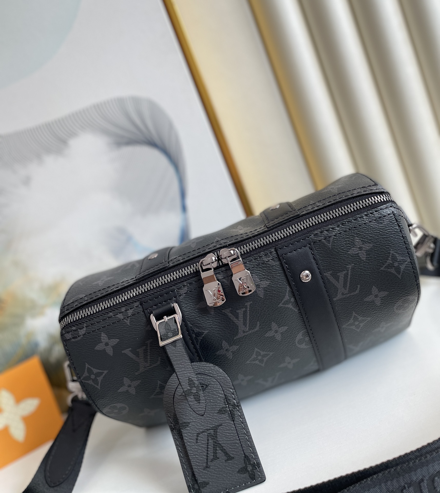 Louis Vuitton City Keepall Monogram Eclipse/Monogram Eclipse Reverse For Men, Men’s Bags, Shoulder And Crossbody Bags 10.6in/27cm