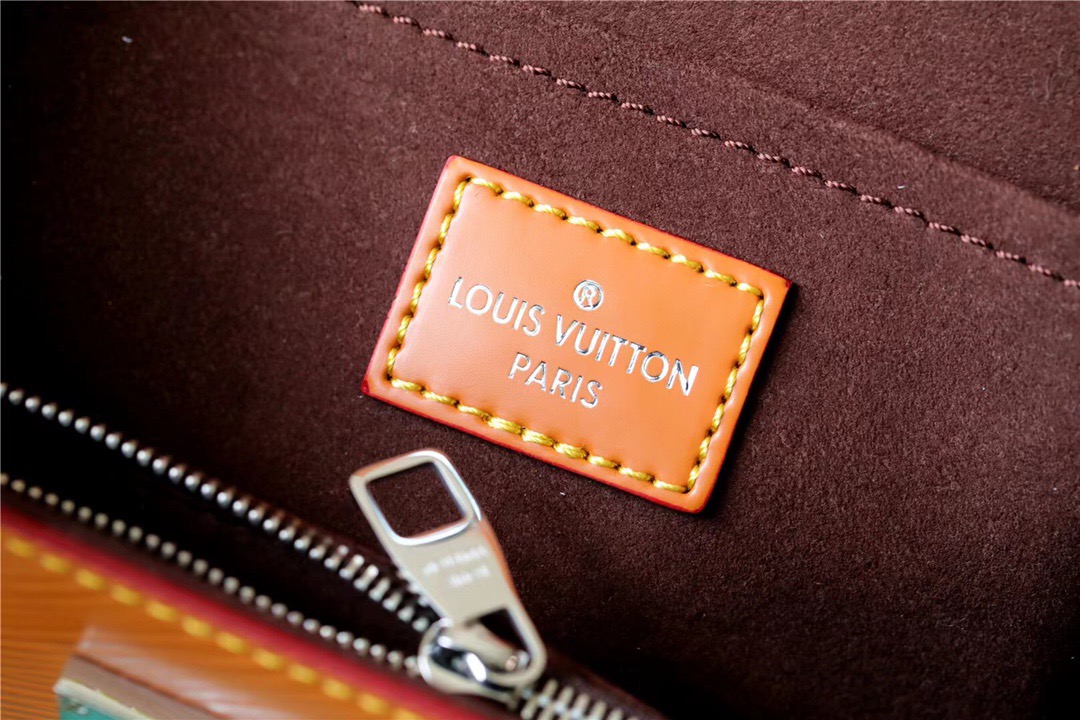 Louis Vuitton Cluny Mini Epi Gold Miel For Women, Women’s Handbags, Shoulder And Crossbody Bags 20cm/7.9in