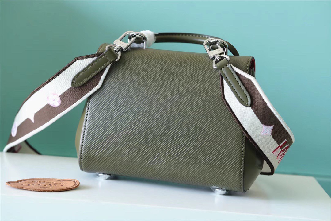 Louis Vuitton Cluny Mini Epi Green For Women, Women’s Handbags, Shoulder And Crossbody Bags 20cm/7.9in LV 