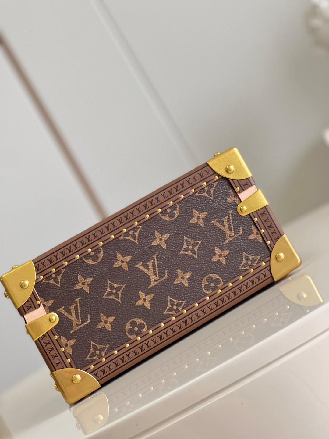 Louis Vuitton Coffret Tresor 24 For Brown/Yellow Women, Women’s Handbags, Shoulder Bags And Crossbody Bags 9.4in/24cm LV 