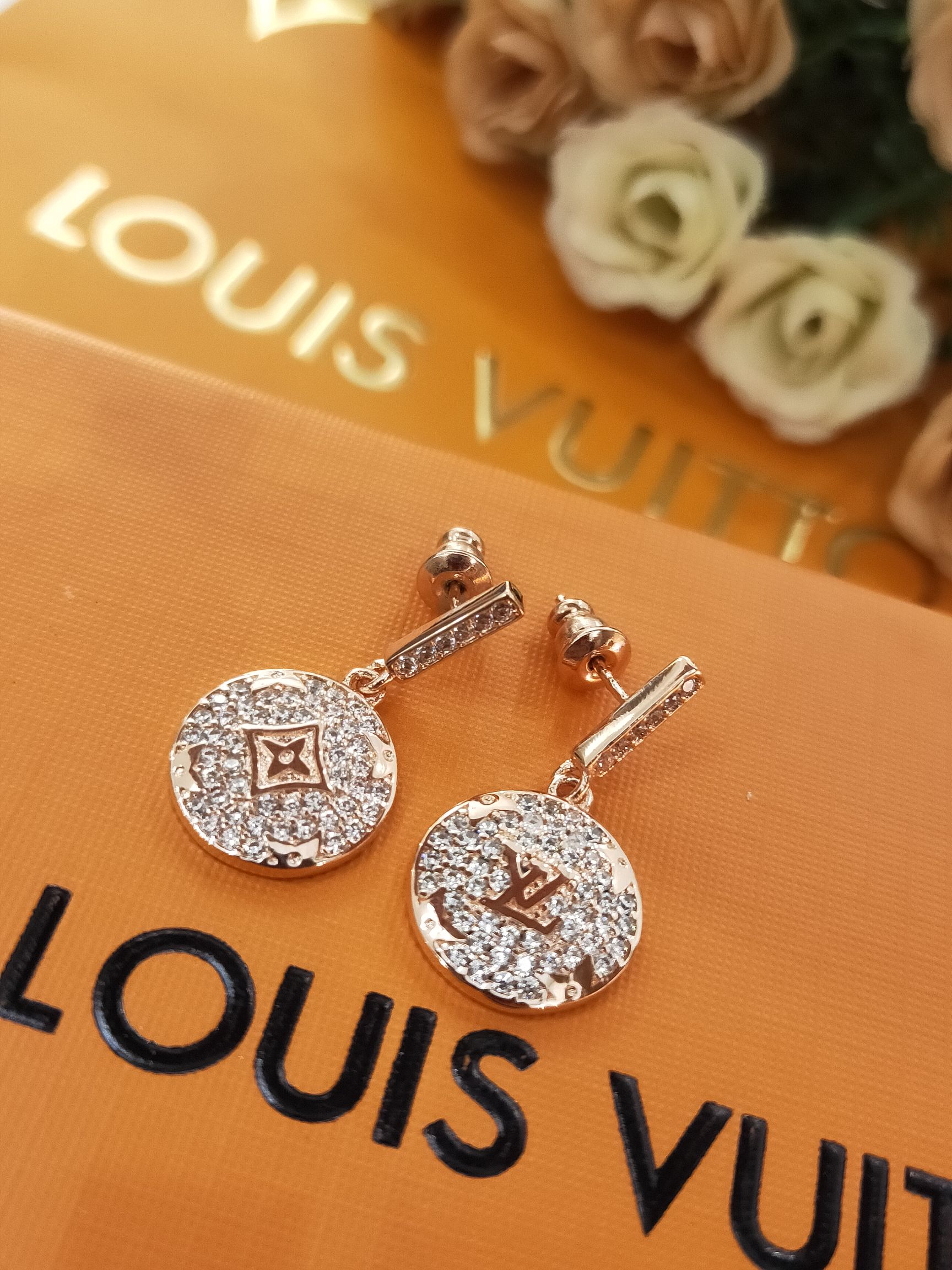 Louis Vuitton Color Blossom Earrings Pink Gold Tone For Women