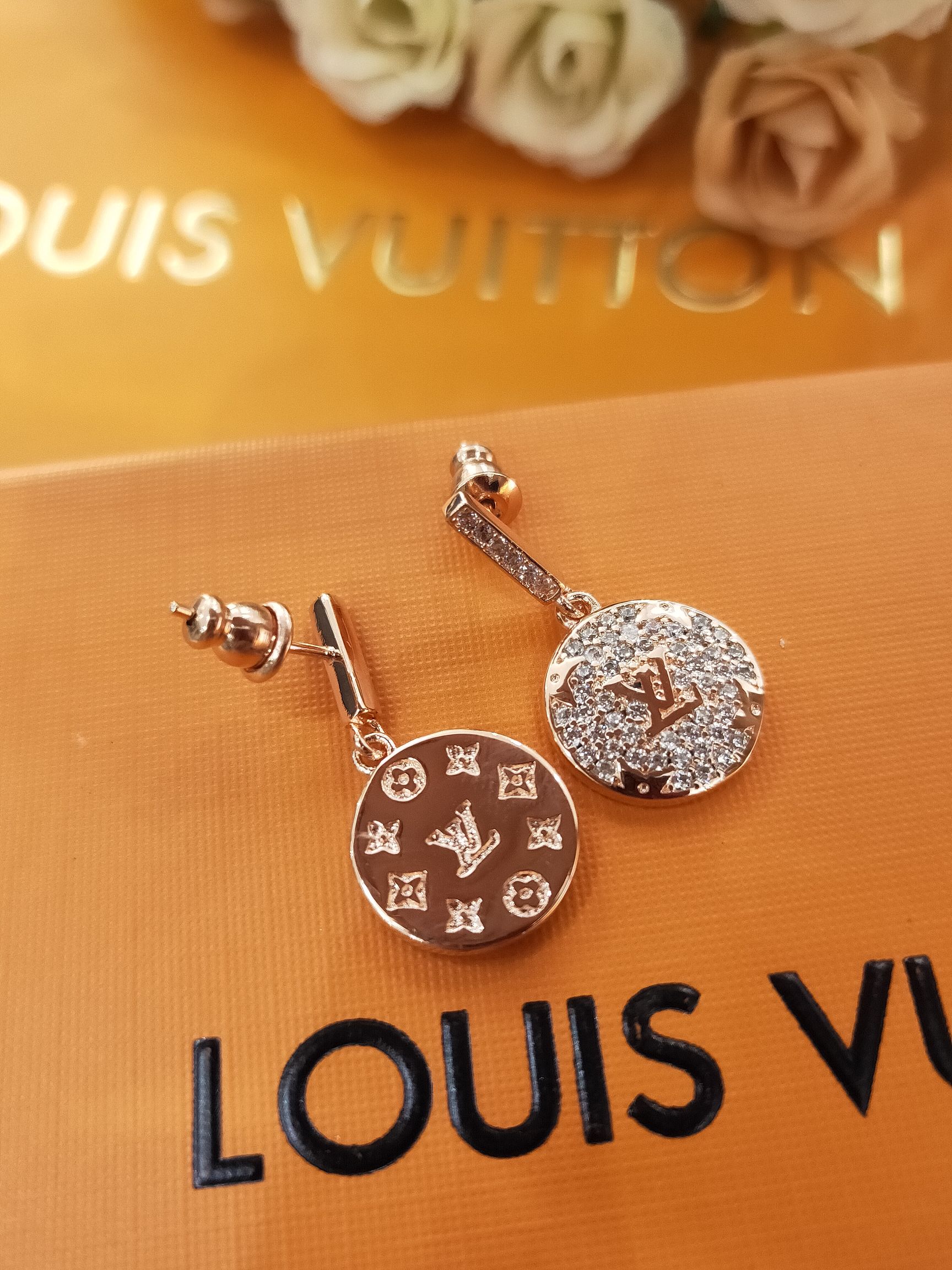 Louis Vuitton Color Blossom Earrings Pink Gold Tone For Women