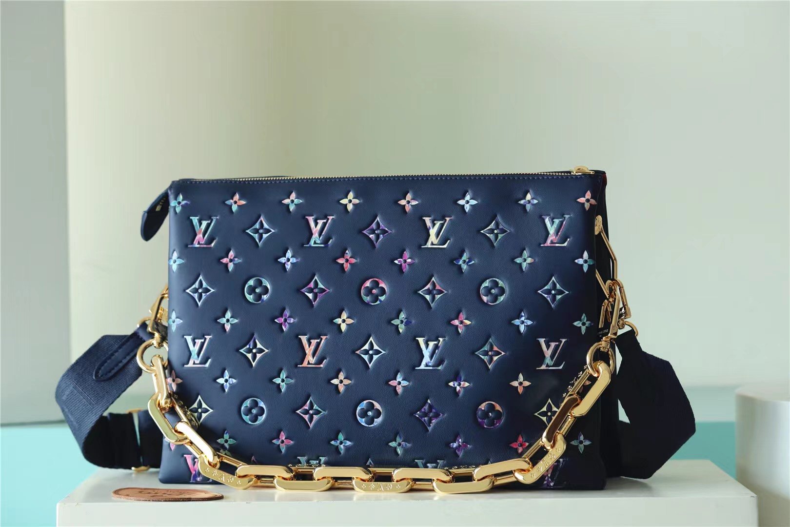 Louis Vuitton Coussin MM Puffy Black For Women, Women’s Handbags, Shoulder And Crossbody Bags 13.4in/34cm