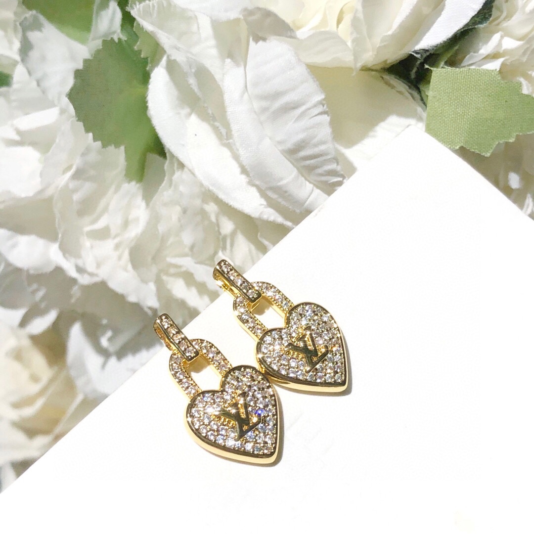Louis Vuitton Dangling Heart Earrings Gold Tone For Women