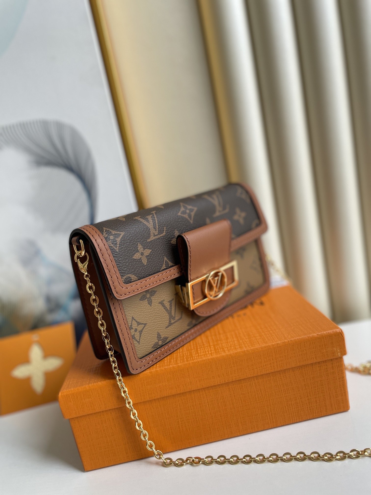 Louis Vuitton Dauphine Chain Wallet Combines Monogram And Monogram Reverse Canvas By Nicolas Ghesquière For Women, Women’s Wallet 19cm