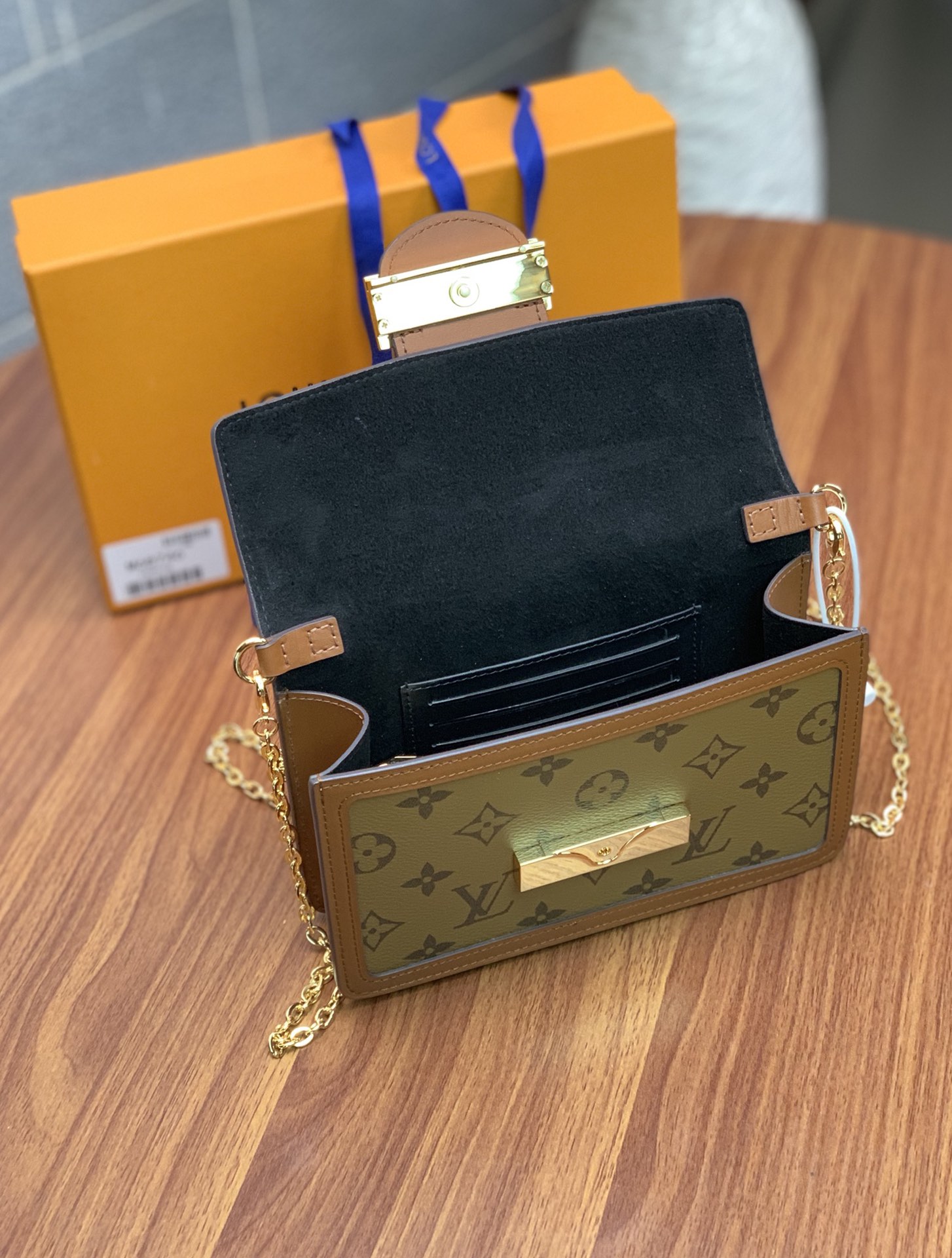 Louis Vuitton Dauphine Chain Wallet Monogram Reverse Canvas Brown For Women 7.8in/19 cm