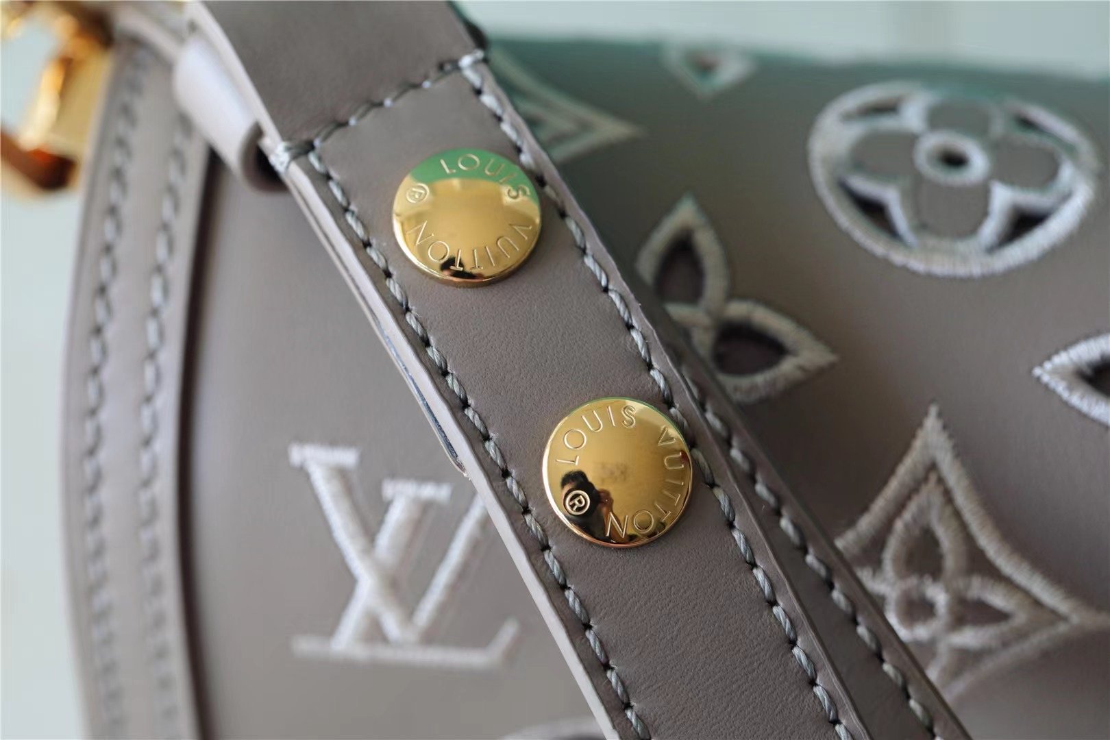Louis Vuitton Dauphine East West Monogram Khaki For Women, Women’s Handbags, Shoulder and Crossbody Bags 9.6in/24.5cm LV 
