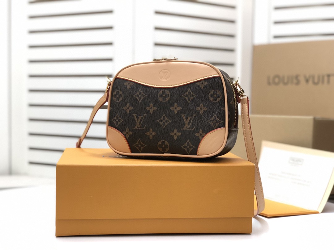 Louis Vuitton Deauville Mini Monogram Canvas By Nicolas Ghesquiere For Women, Women’s Handbags, Shoulder And Crossbody Bags 8.3in/22cm